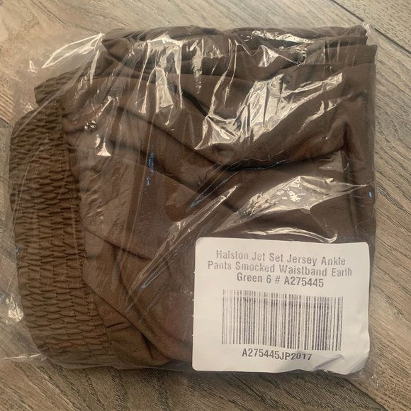 NWT H BY HALSTON JET SET JERSEY ANKLE PANTS SMOCKED WAISTBAND EARTH GREEN 6 - Picture 6 of 8